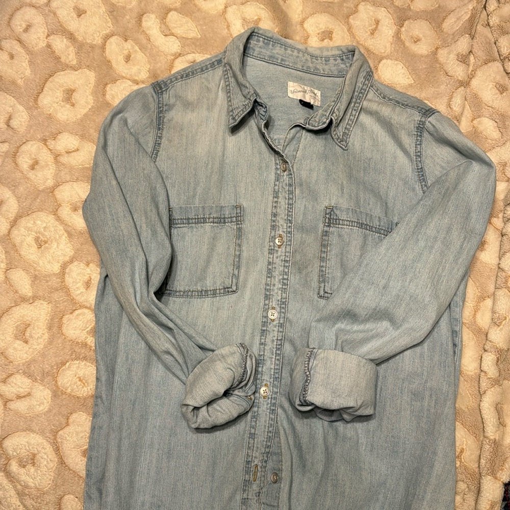 Denim light wash button down shirt Universal Thread